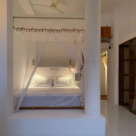 Pala Beach Villa Хикадува Екстериор снимка