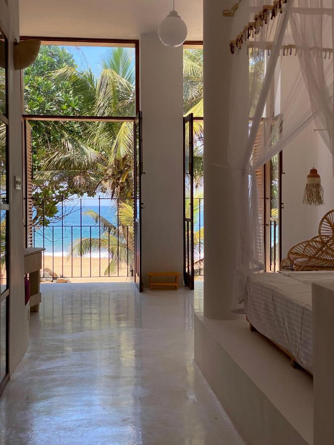 Pala Beach Villa Хикадува Екстериор снимка